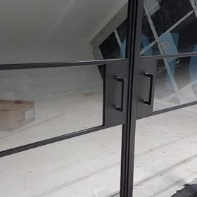 Stalen deuren - binnen deuren van staal - buitendeuren van staal